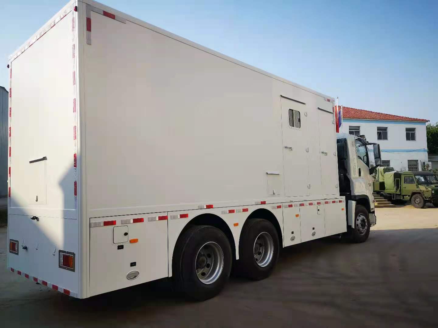 �a(ch��n)Ʒ�б�